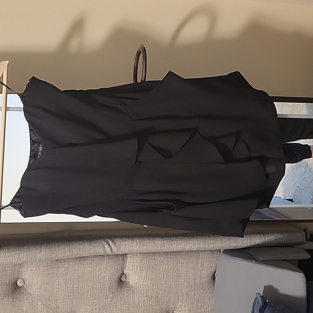 Express strapless dressy black romper size 6